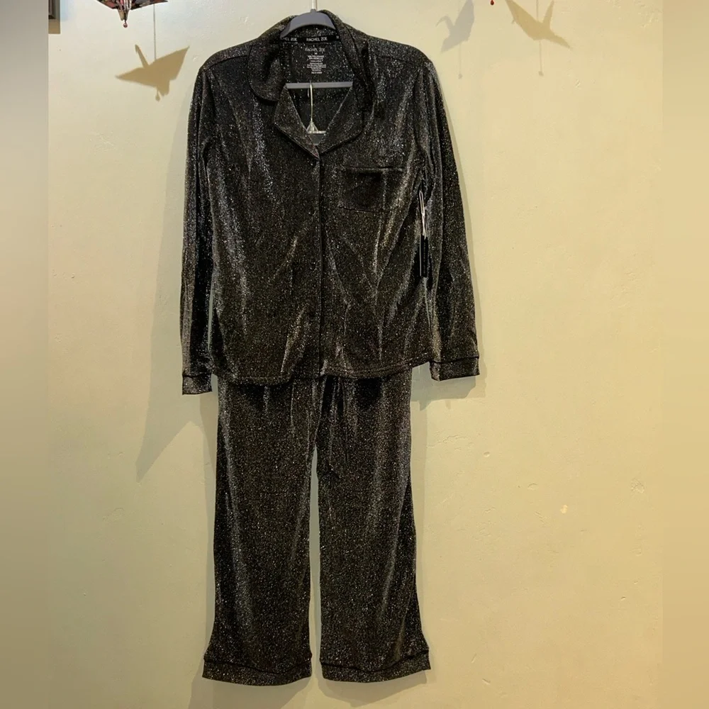 RACHEL ZOE 2 Piece Silver Metallic Shimmer Pajama Set. Women’s Size Medium.